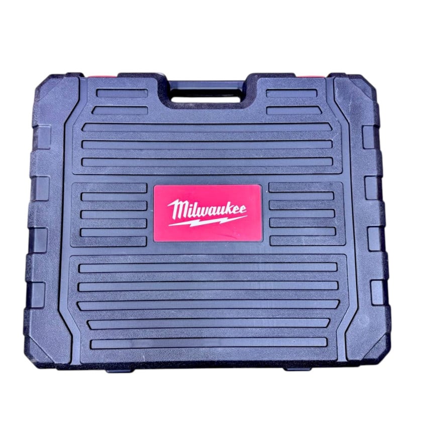 Набор электроинструментов Milwaukee (шуруповёрт, лагонда, гайковёрт, перфоратор)